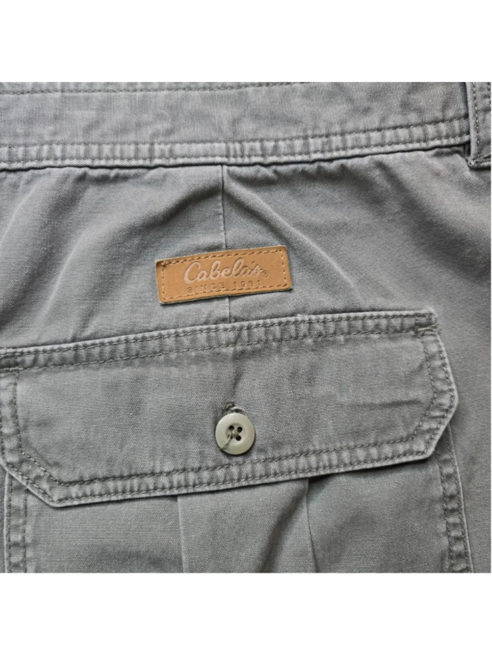 Cabela’s 7 Pocket Hiker Cargo Shorts Men’s 50 Gray Utility Cotton